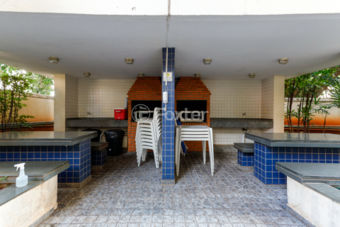 Image 37 - 822569