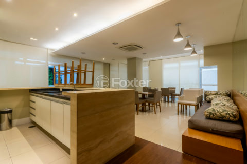 Image 37 - 1023822