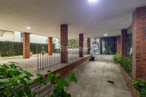 Image 35 - 1015283