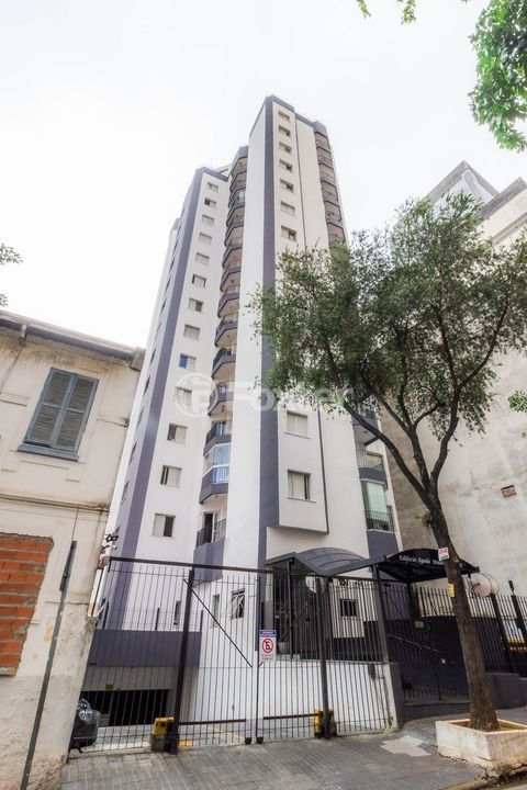 Image 35 - 1014065
