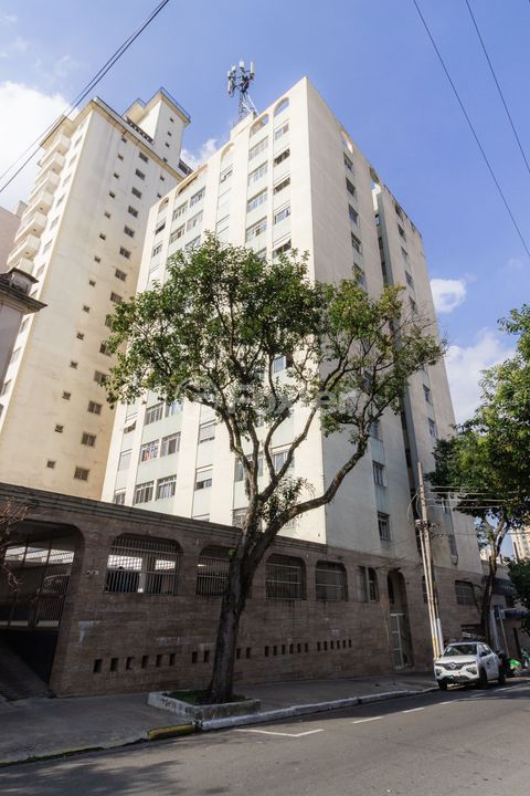 Image 11 - 1022050