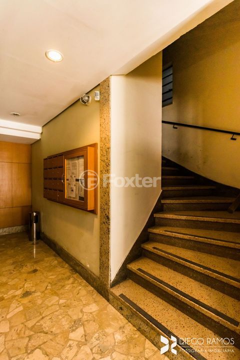 Image 32 - 981496
