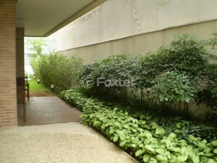 Image 13 - 919388