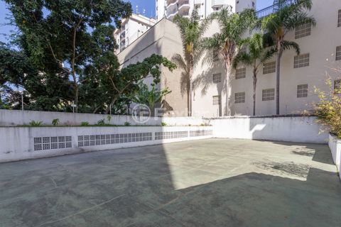 Image 27 - 928604