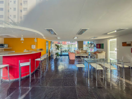 Image 32 - 1018536