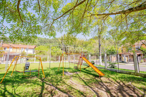 Image 33 - 936704