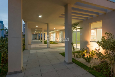 Image 21 - 1004922