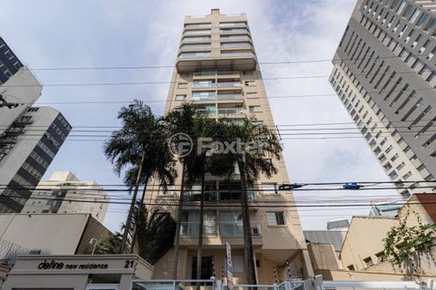 Image 21 - 1010185