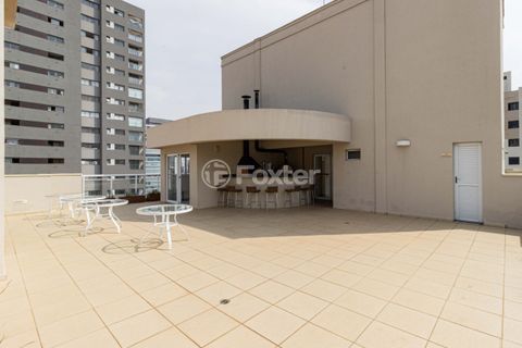 Image 34 - 1010185