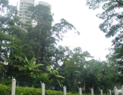 Image 8 - 1008443