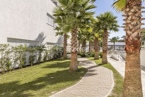 Image 10 - 4578