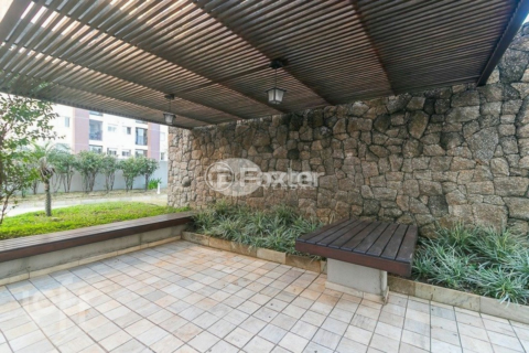 Image 33 - 967706