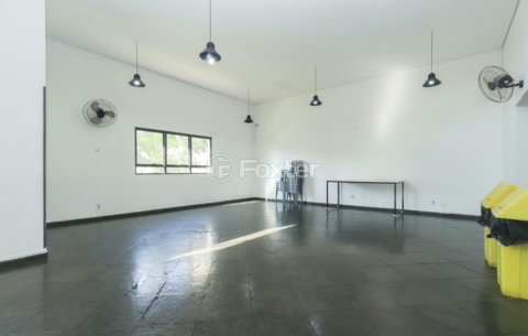 Image 32 - 325268