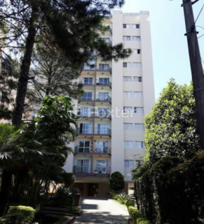 Image 19 - 752857