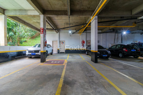 Image 32 - 1016314