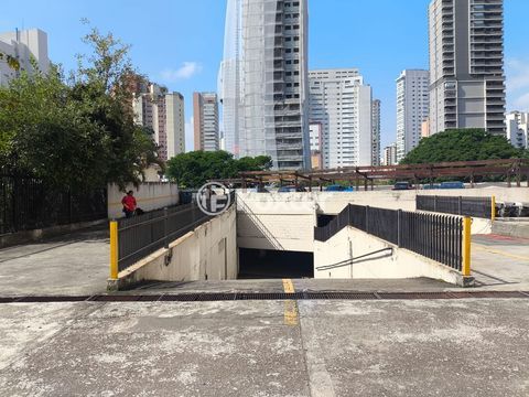 Image 14 - 1015865