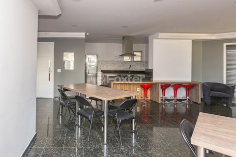 Image 39 - 718073