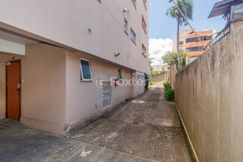 Image 33 - 967152