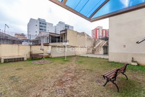 Image 30 - 956898