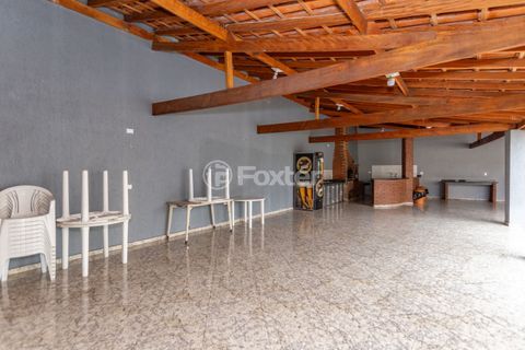 Image 32 - 956898