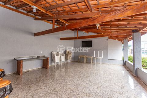 Image 35 - 956898