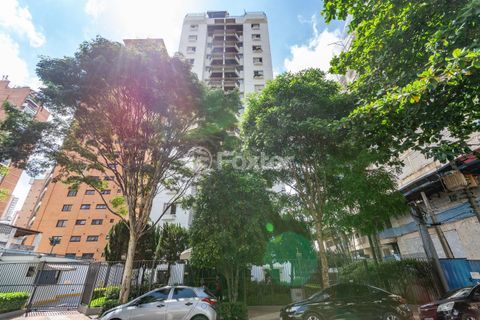 Image 11 - 959243