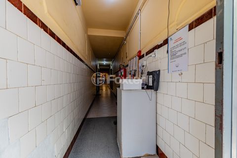 Image 17 - 297342