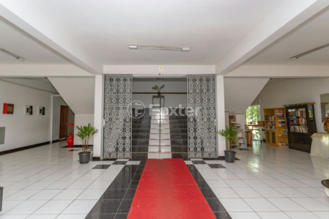 Image 43 - 327537