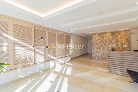 Image 35 - 557767