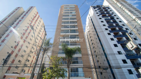 Image 40 - 1015340