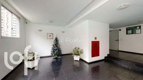 Image 8 - 879172