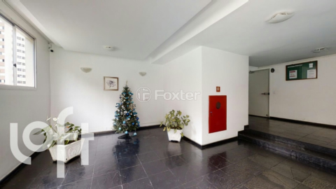 Image 4 - 879172