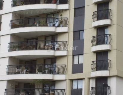 Image 7 - 1016948