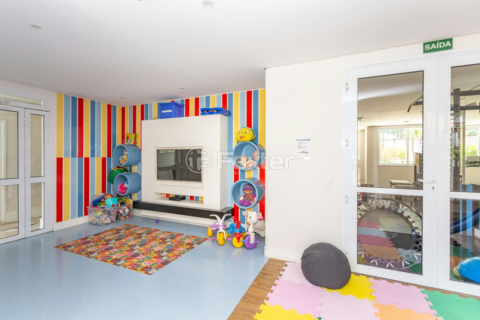 Image 32 - 1031300