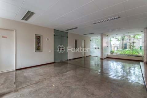 Image 46 - 332417