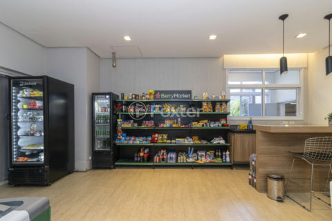 Image 39 - 1010061