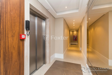 Image 36 - 1011118
