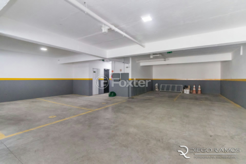 Image 30 - 1011118