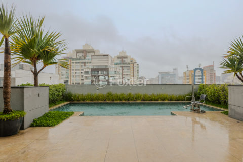 Image 17 - 1024212