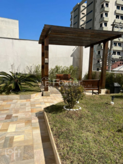 Image 28 - 1018529