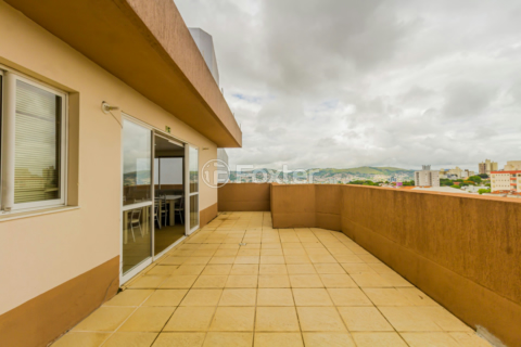 Image 33 - 972757