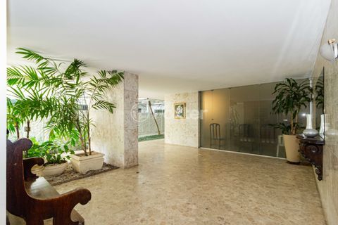 Image 22 - 562927