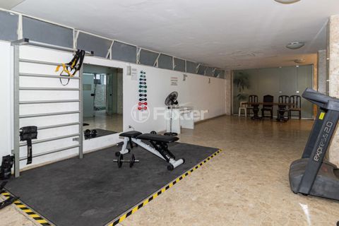 Image 30 - 562927
