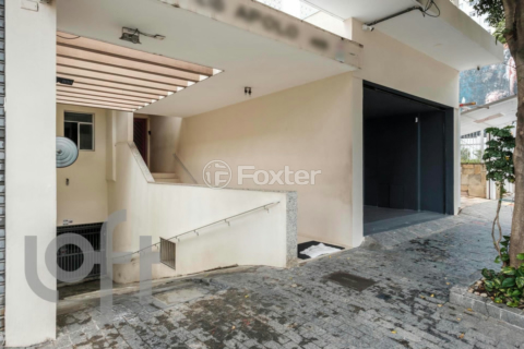 Image 4 - 1016251