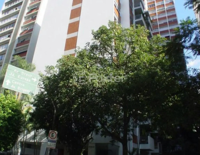 Image 33 - 1038306
