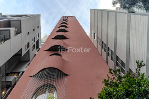 Image 34 - 1010390