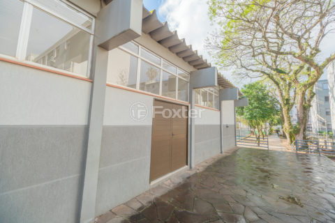 Image 37 - 1037233