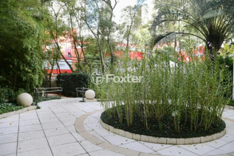 Image 62 - 1010051