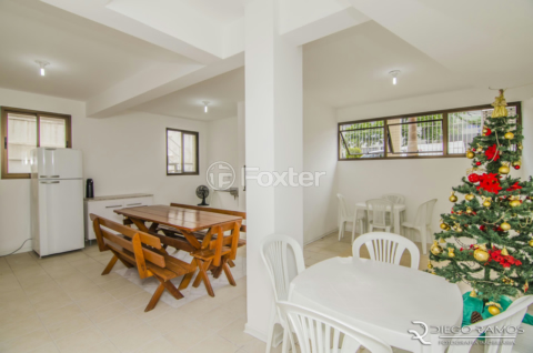 Image 32 - 1025050