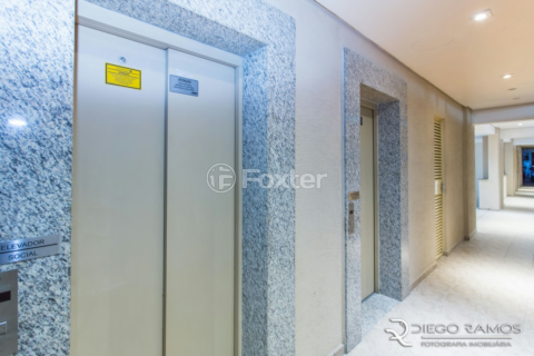 Image 81 - 989803